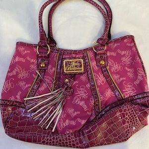 Pink and gold Apple Bottoms shoulder bag